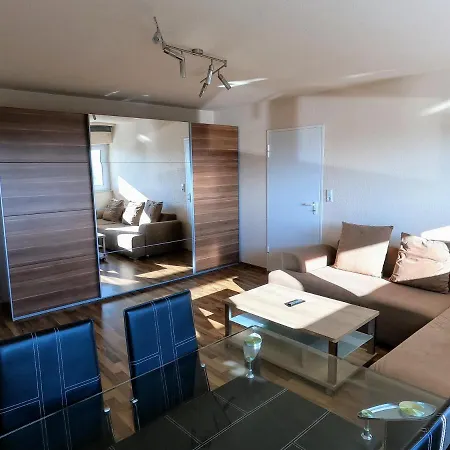 Ideales Messe Appartment 5Min Fahrtweg Διαμέρισμα